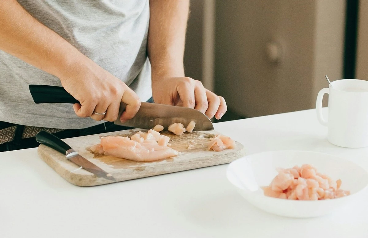 Rizikujete zdraví: Toto jídlo před vařením NIKDY neomývejte - image 1