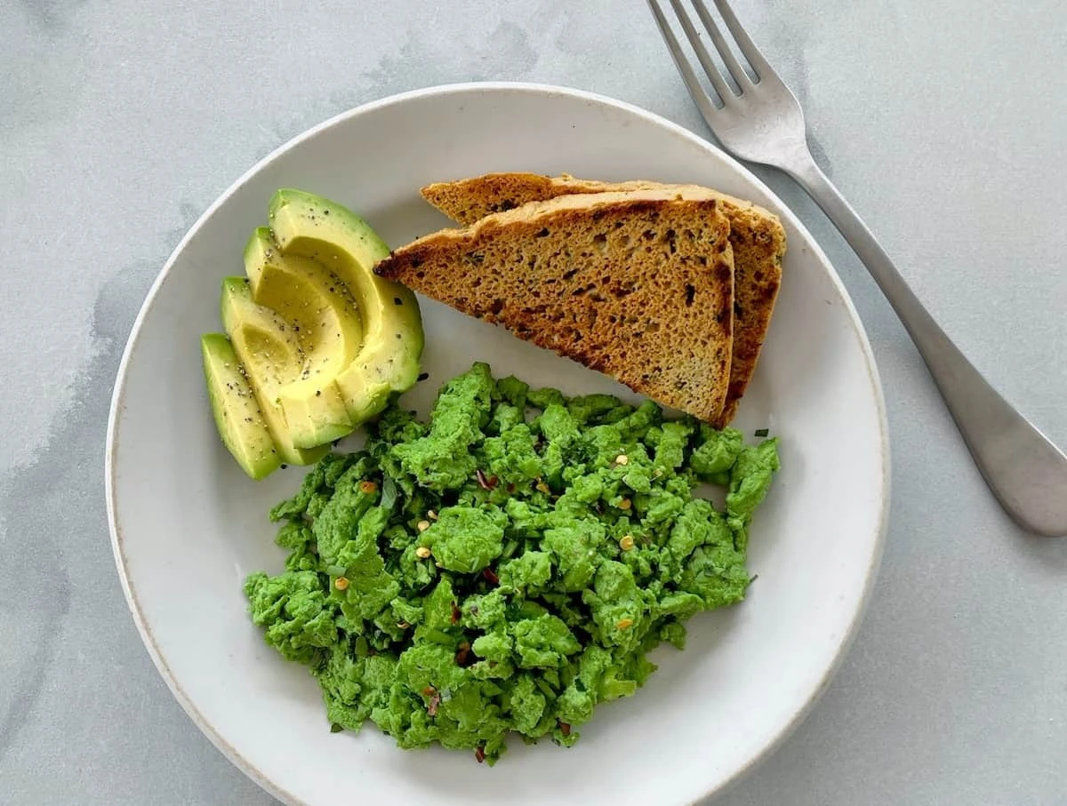 Zelená, jako od Shreka: Jak na to bez chemie s pomocí kurkumy a zelí - image 2