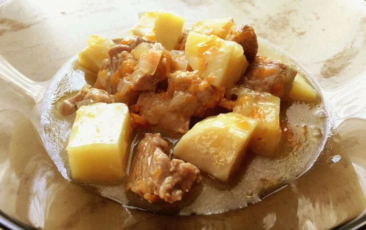 Zapomeňte na gumu ze zmrzlého masa: Vždy to dělám 30 minut předem, aby bylo šťavnaté