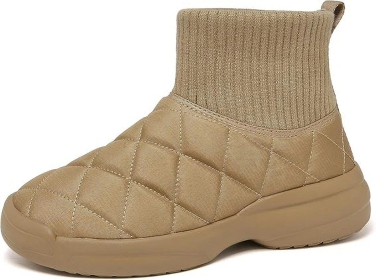 Nemrzne vám v zimě nohy v botách? Vyzkoušejte tento osvědčený trik za 5 minut – efekt 10 z 10 zaručen - image 1