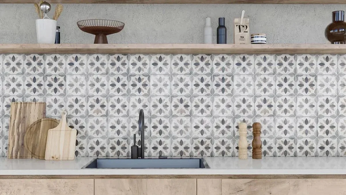 Zapomenutý poklad: Stará dlažba na vaší kuchyňské lince je zpět v módě v roce 2026 - image 1