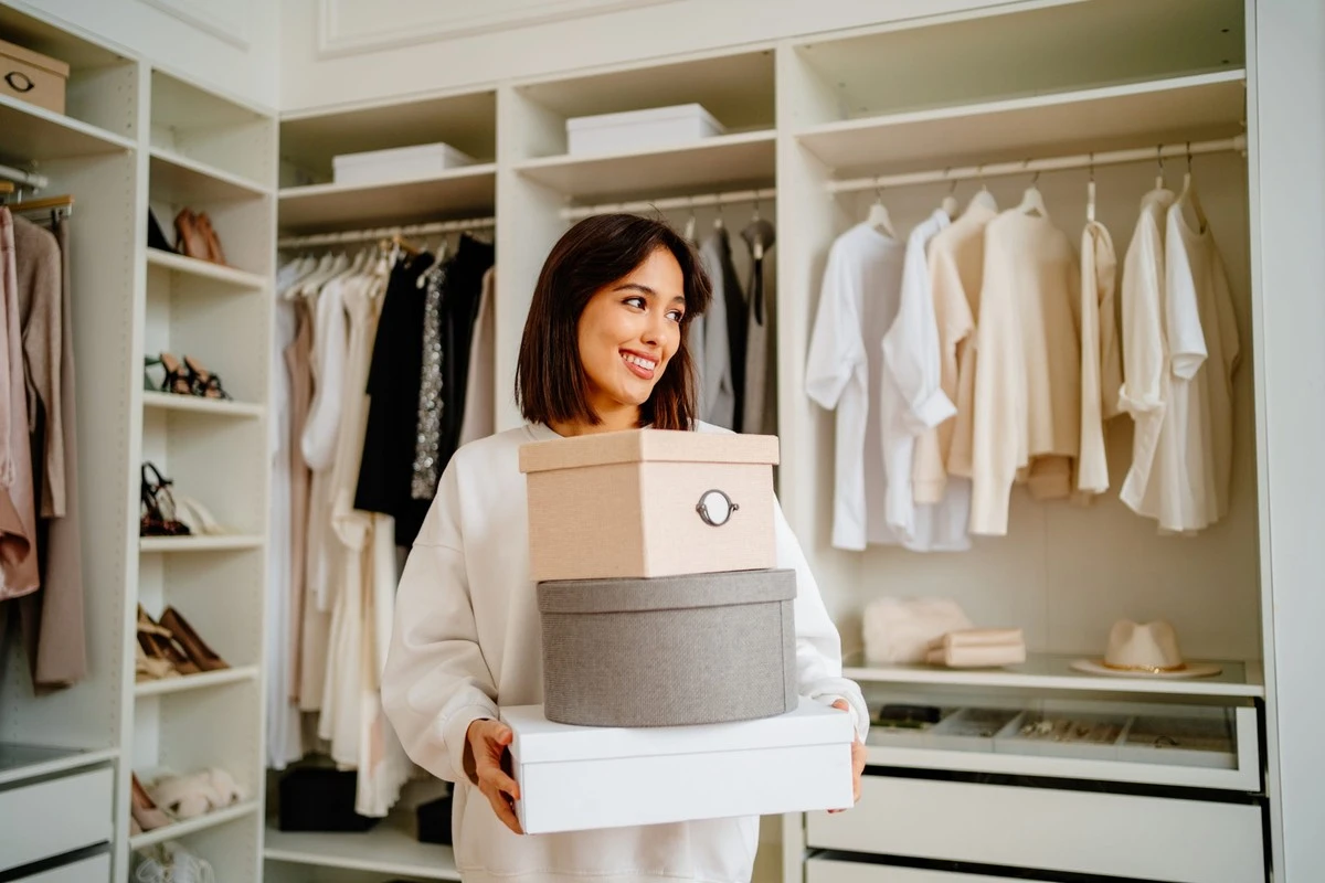 Uklízením šatníku: Co si nechat a jak to skladovat - image 2