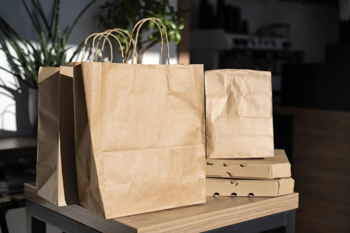 Proč zkušené hospodyňky dávají brambory do papírových sáčků