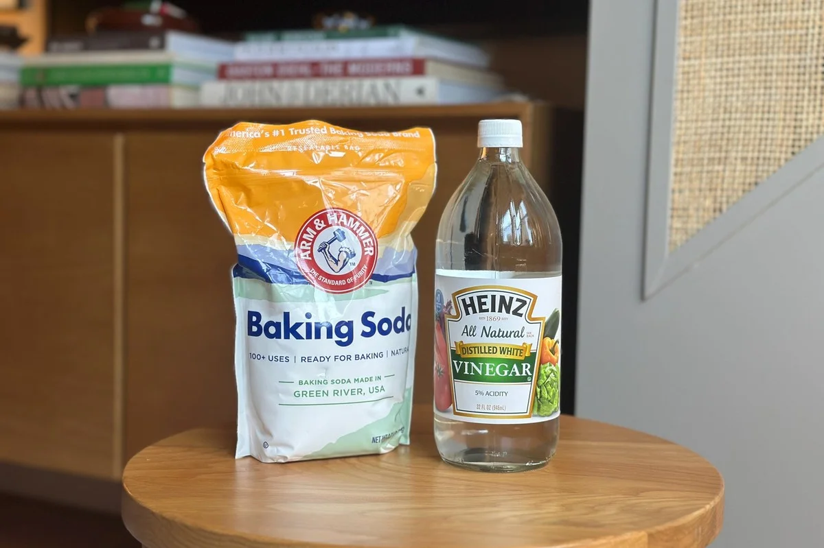 Dvě sklenice do dřezu a instalatéra nemusíte volat: Odpadní bažina zmizí ihned - image 2