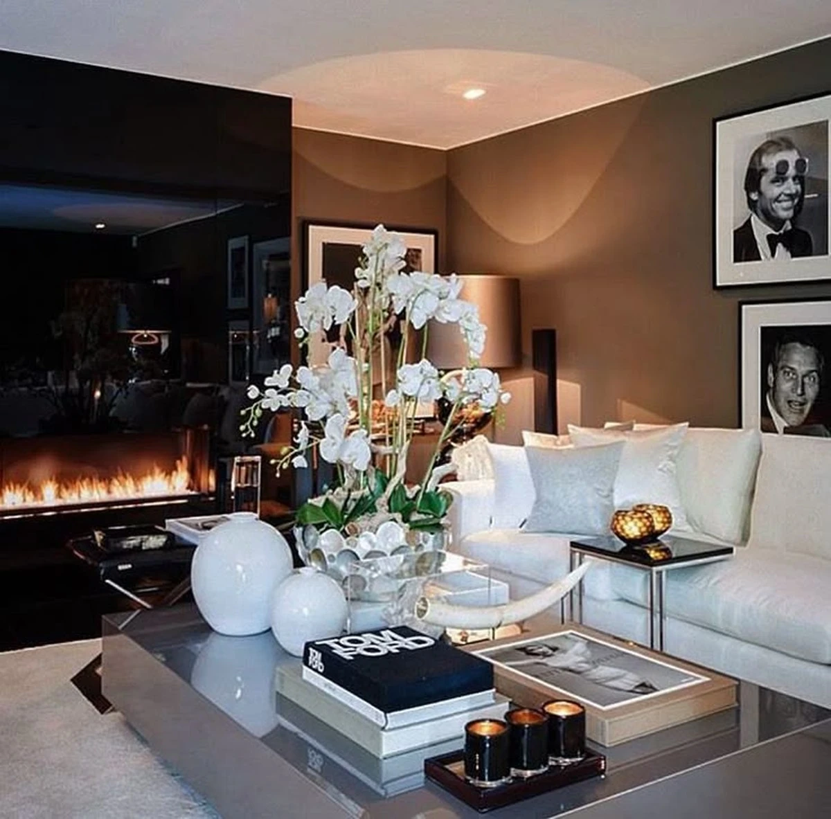 jakjedenkristal-extra-1.webp Jak jeden křišťálový kousek z 90. let promění váš obývací pokoj - image 1