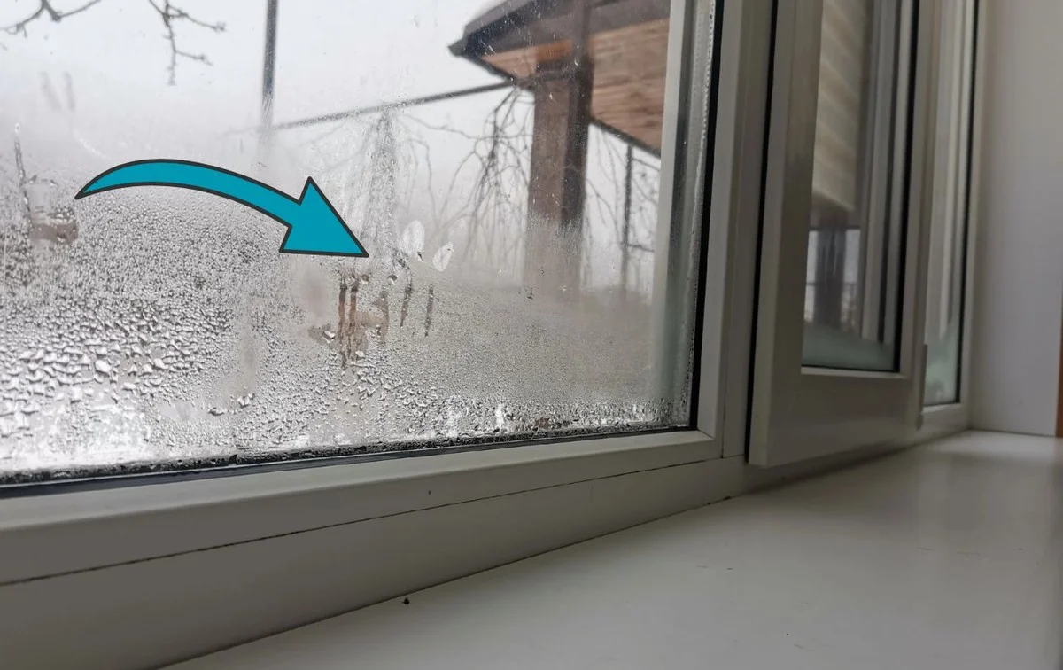 Babský trik proti mlze: Jedno stříknutí glycerinu na sklo vyřeší kondenzaci