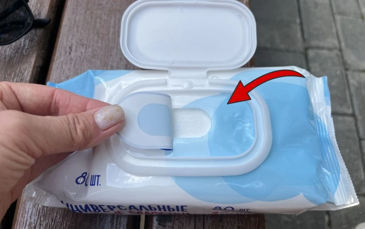 Víčka od vlhčených ubrousků mají překvapivý druhý život: 1 trik pro chytrou hospodyňku