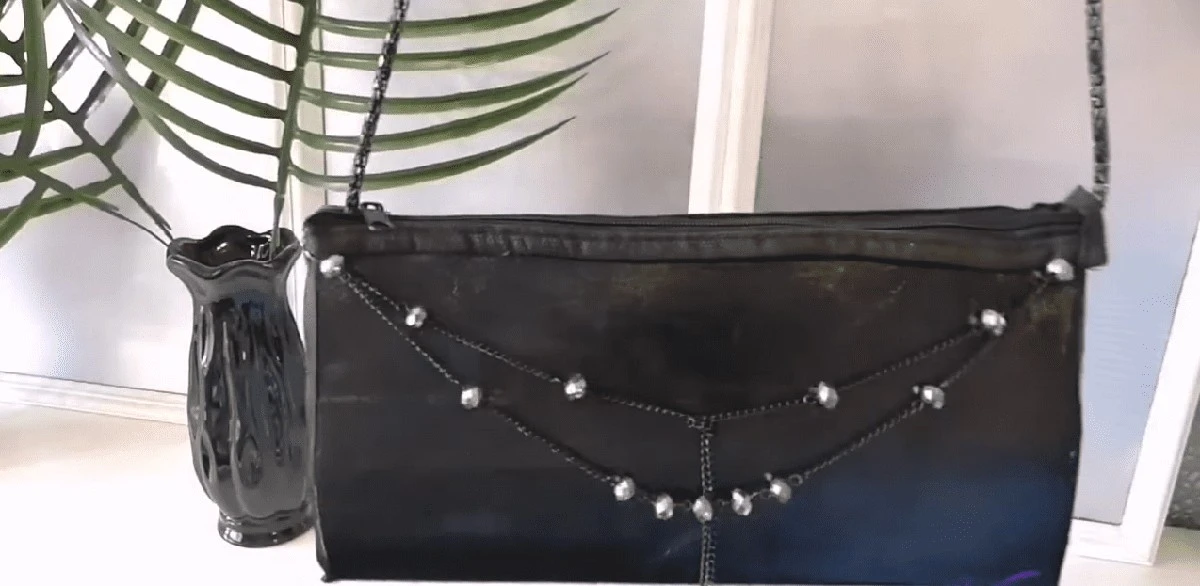 Tři překvapivé věci, které vyrobíte z prázdných krabic od džusů (nejen košík na smetí)