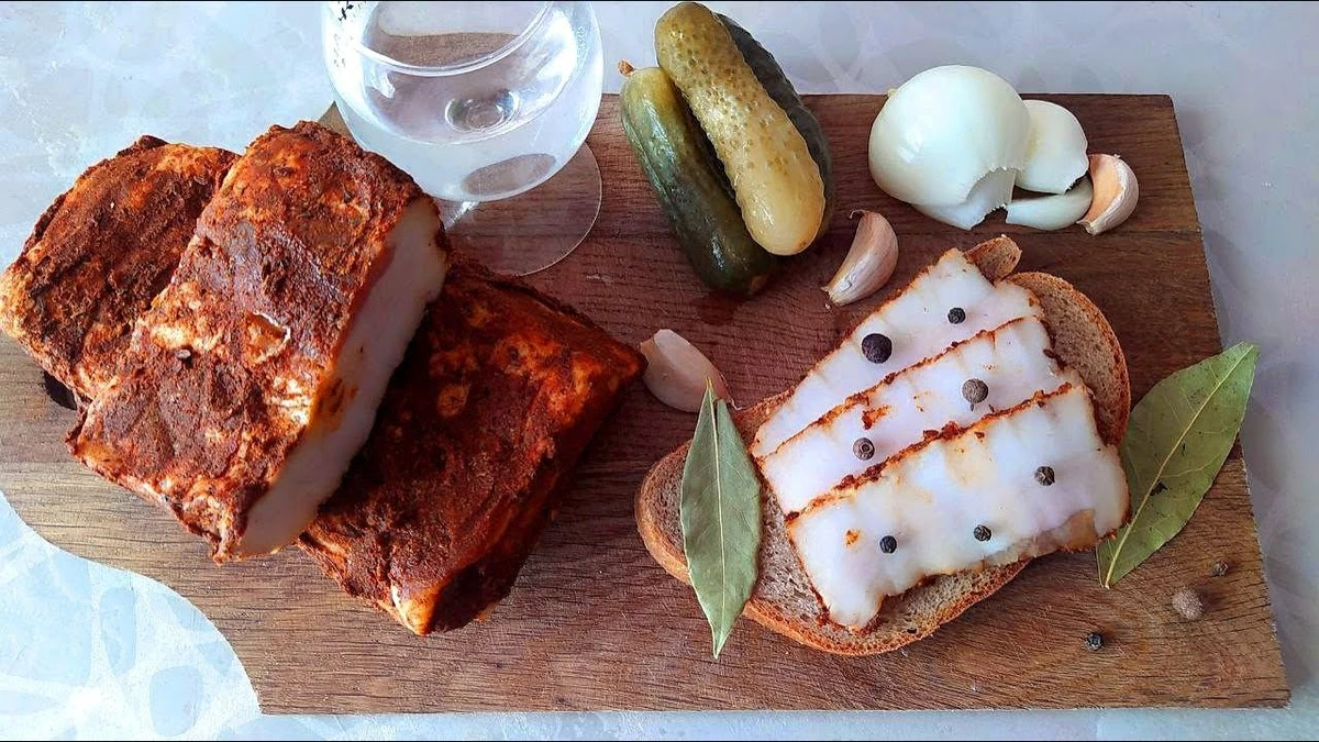 Jediným dotykem prstu zjistíte, zda je vepřové sádlo chutné – zkušené hospodyňky to dělají nazdařbůh