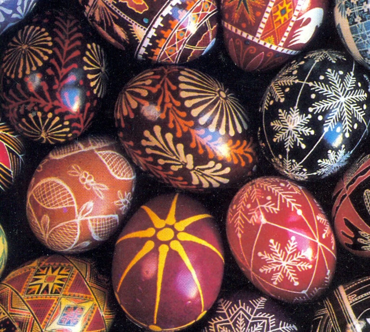 vonavavelikonoc-extra-2.webp Voňavá velikonoční vejce: proč sousedka kupuje drahou barvu a stačí mi hrstka cibulových slupek - image 2