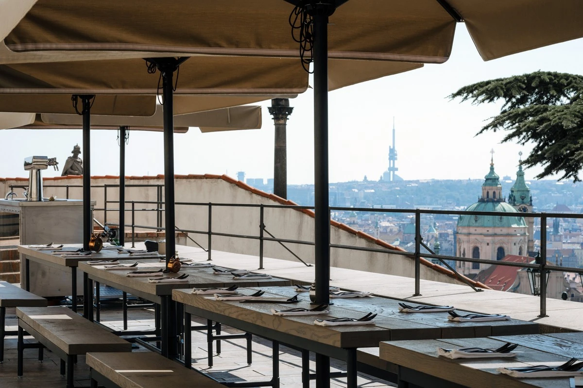 Babiččin trik: S těmito bramborovými slupkami bude váš rychlovarný konvici zářit - image 1