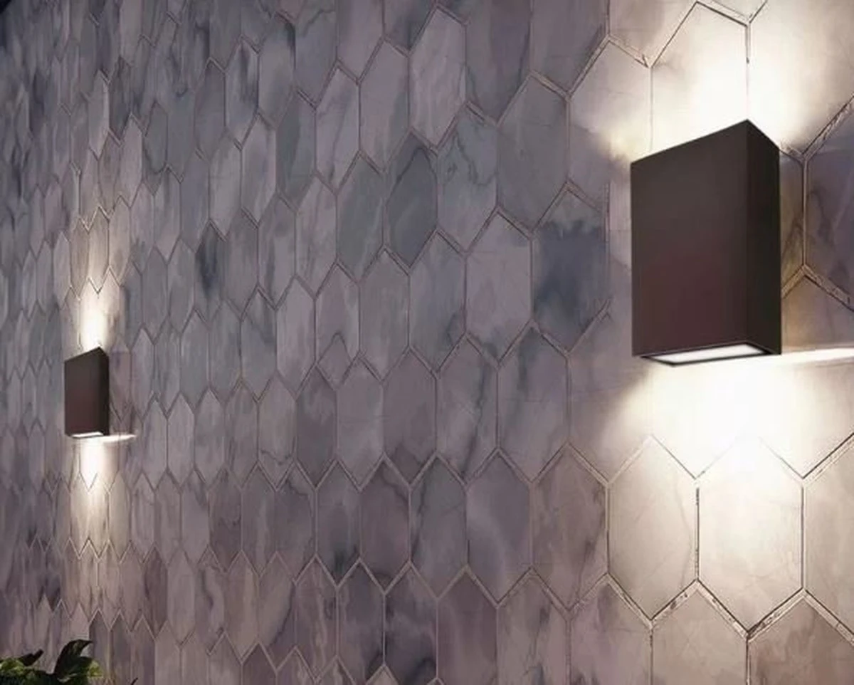 procdavammincid-extra-2.webp Proč dávám minci do mrazáku před odjezdem: Trik, o kterém nikdo nemluví - image 2