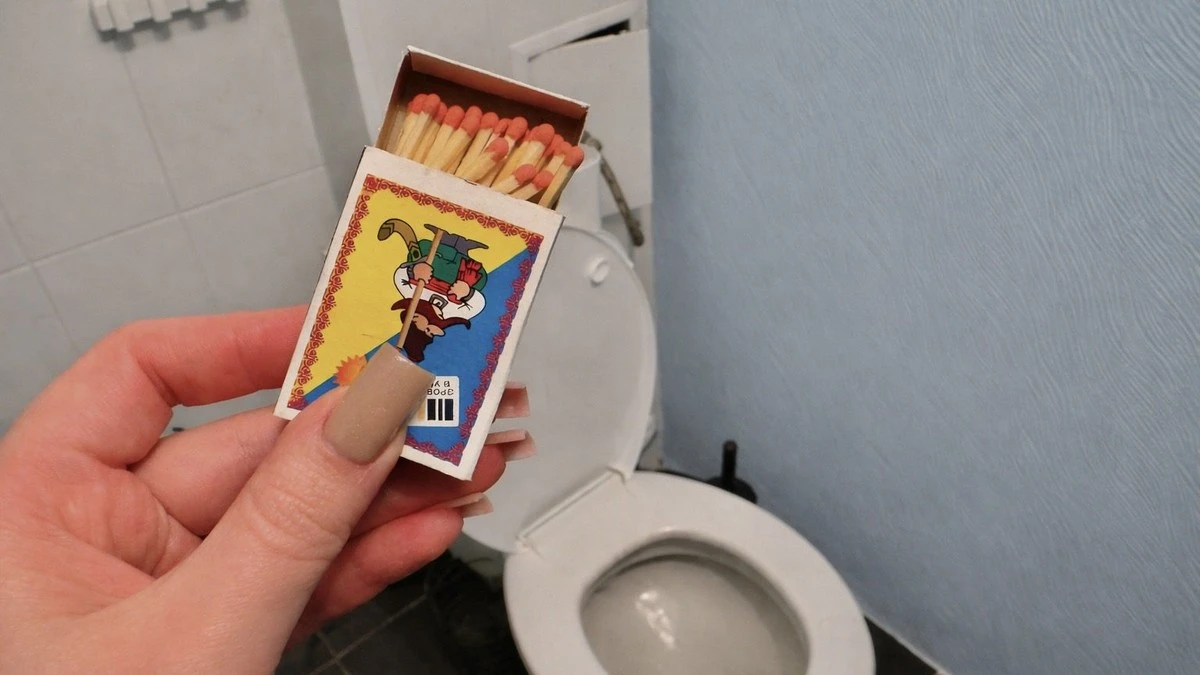Proč byste měli mít v toaletě krabičku zápalek: Je to levné a efektivní řešení překvapivě