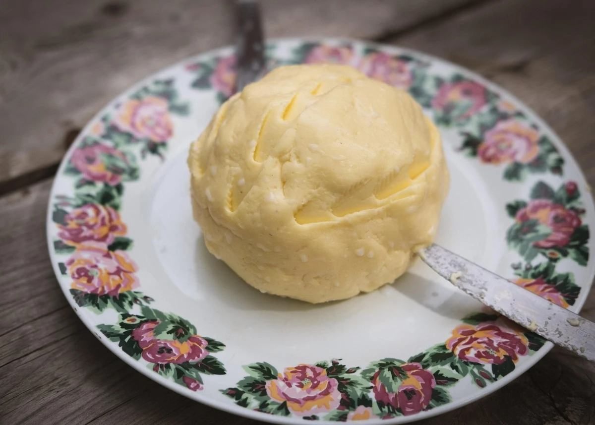 82,5% vs 72,5% másla: Které si koupit bez výčitek? Odhalujeme skutečný rozdíl