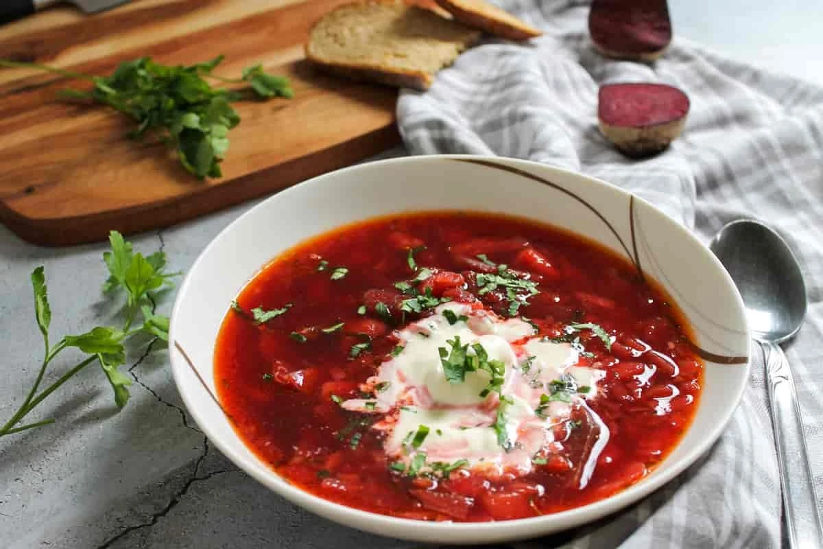 Tajný trik pro dokonalou červenou barvu boršče: špatně ho vaříte roky - image 2