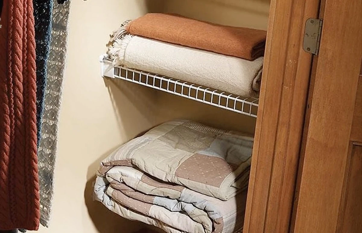 Proč skříně konečně provoní svěžest: 2 kousky mýdla mezi prádlem je zázrak proti vlhkosti