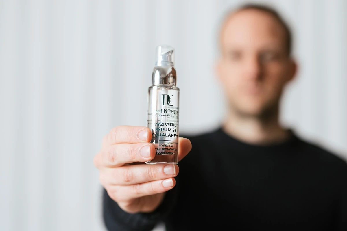 Muži už v tom nejsou sami: Proč čeští chlapi dobývají svět skincare a estetiky - image 1