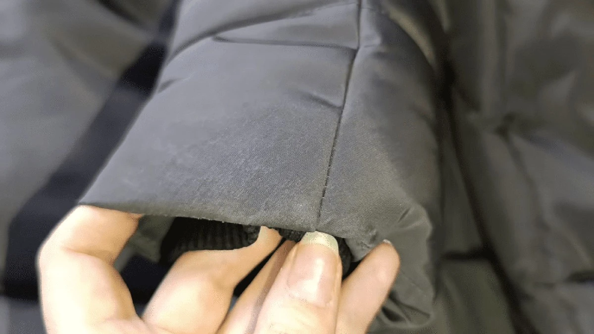 Засмальцьовані плями на пальті зникли за 20 хвилин: вода і "кислючка" – хімчистка за 0 гривень прямо вдома