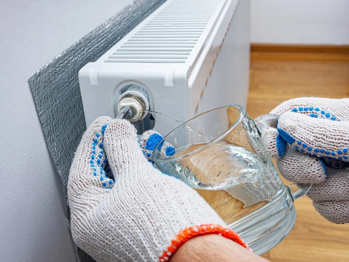 Dva otočení a topení zase hřeje: Instalatérský trik, který vrátí teplo za 10 minut - image 1