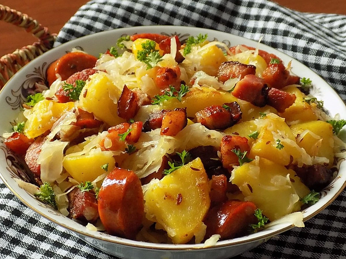 Proč se vaše bramborová zapékaná rozteká? Jedna drobnost před troubou ji zachrání - image 2