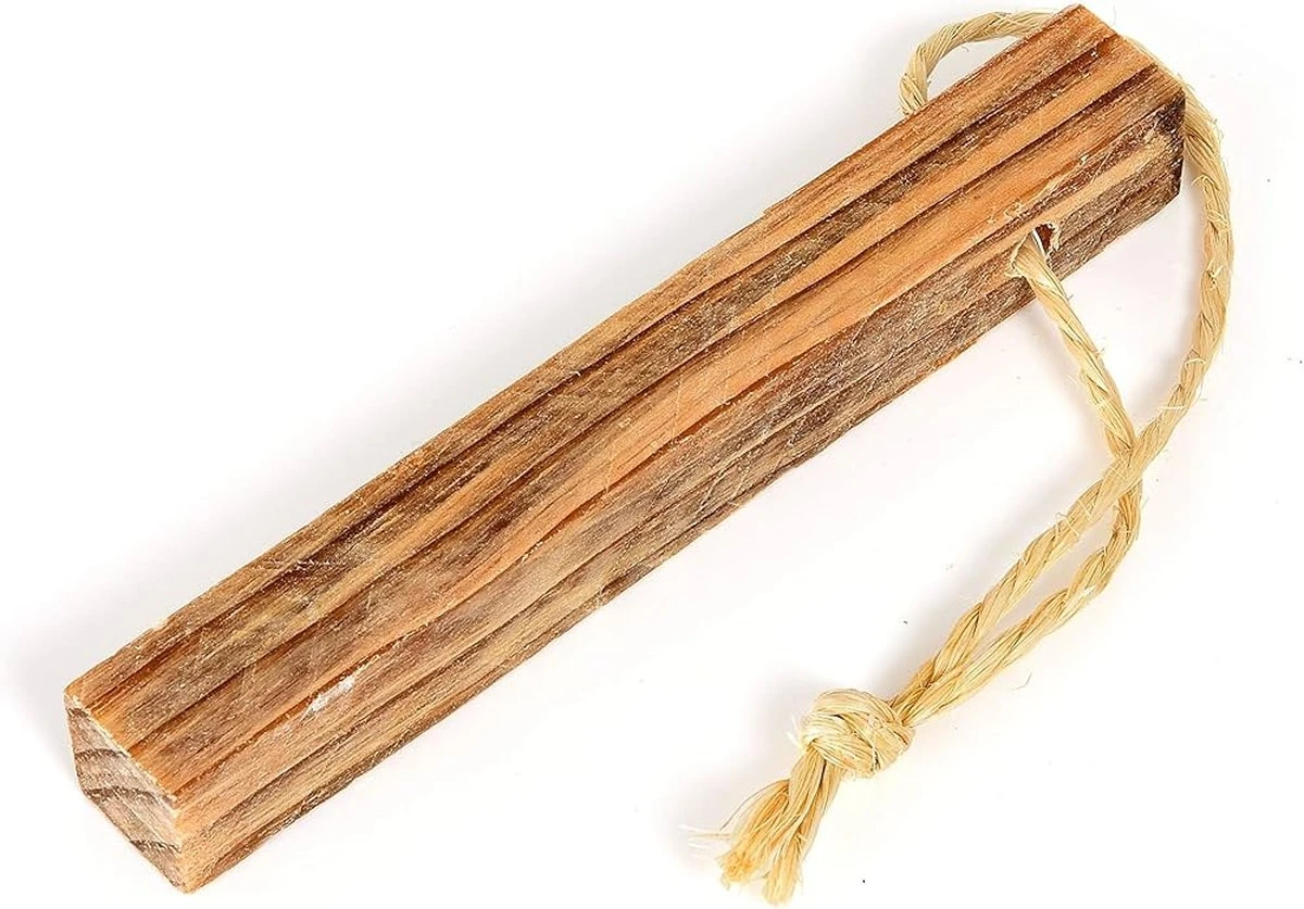 Už žádné trápení se syrovým dřevem: Dědečkův trik na rozdělání ohně, který šetří nervy i peníze - image 2