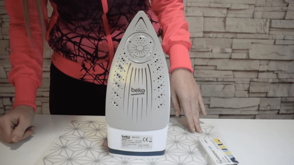 Proč hrozím aspirin na žehličce: 1 trik a skluzavka je hladká