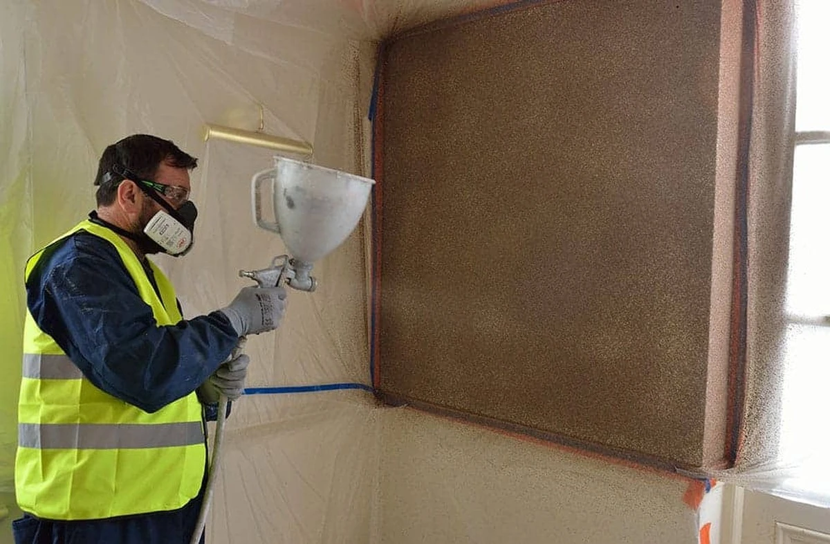 Proč je jedna zeď doma 