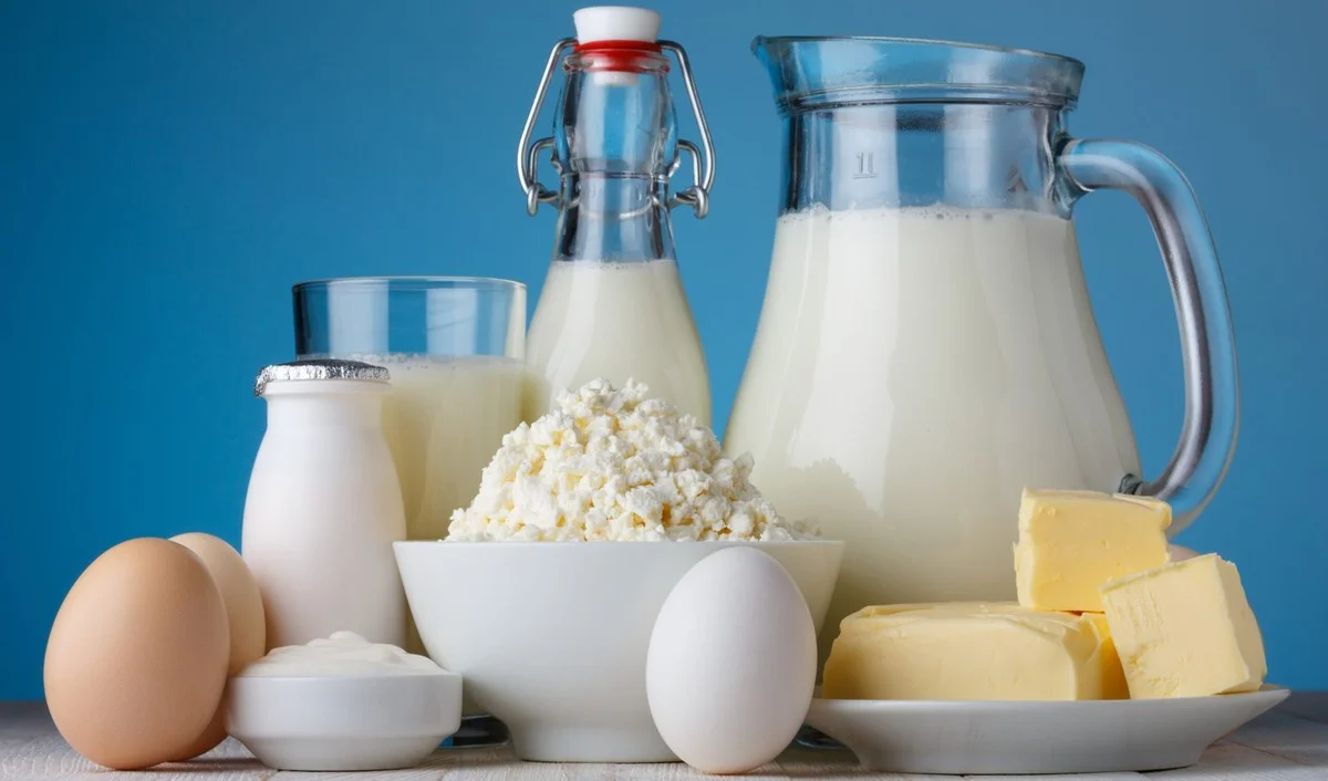 Jedna kapka jódu odhalí falšovaný tvaroh. Prodejci na trhu nemají rádi tento trik. - image 2