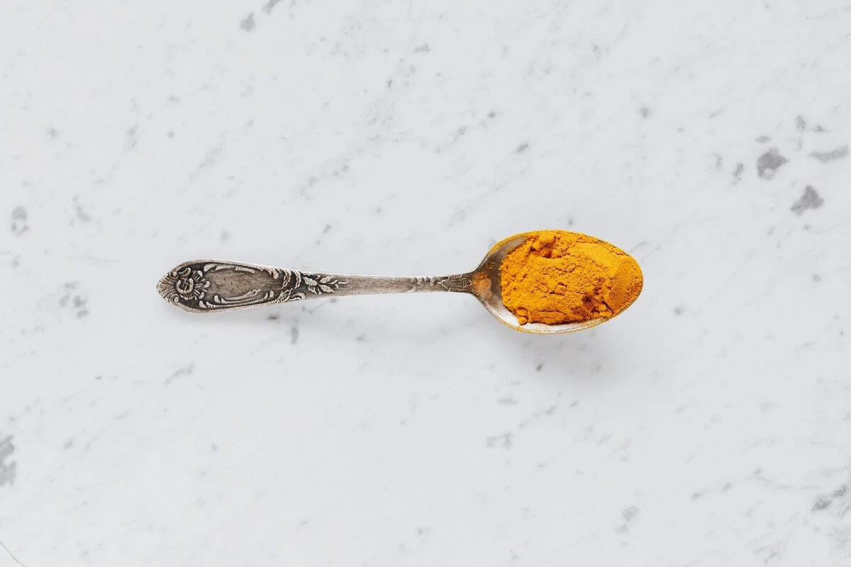 Neuvěřitelná síla levné hořčice z "Avrora": Zapomeňte na "Fairy" při mastnotě a připáleninách