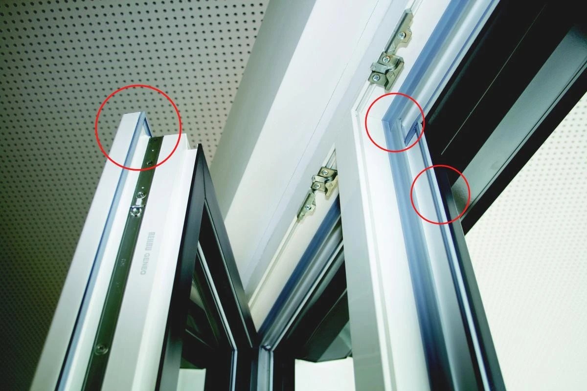 Zmrzlé průvany od oken? Tento trik na 10 z 10 obnoví teplo. - image 1