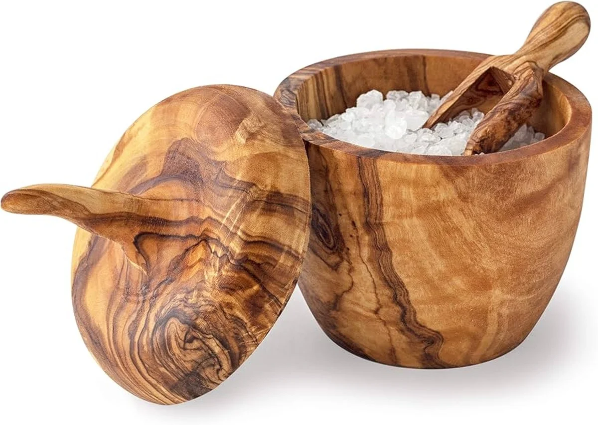 Miska se solí u záchodu: Nevěříte, co dokáže s vlhkostí a pachy - image 1