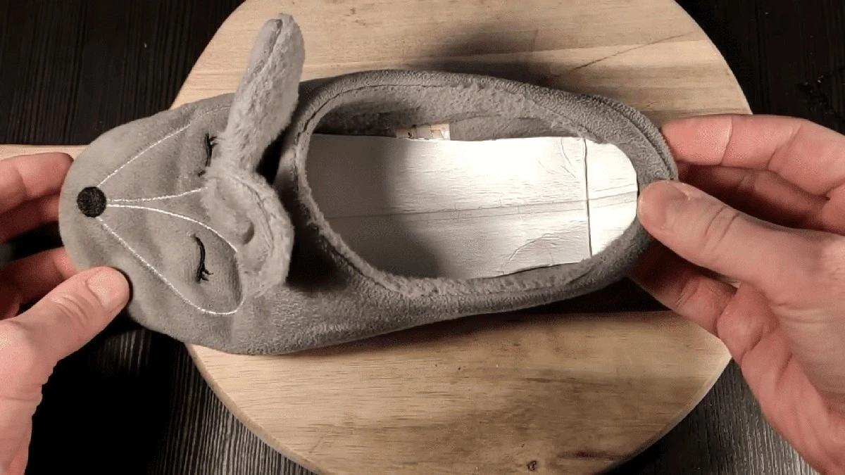 Už žádné zmrzlé nohy: tahle obyčejná krabice promění vaše boty v termální zázrak