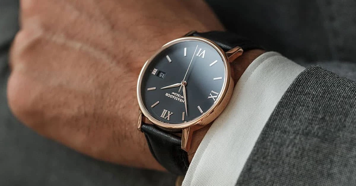 Proč někteří lidé nosí hodinky na pravé ruce: 2 důležité psychologické důvody - image 1