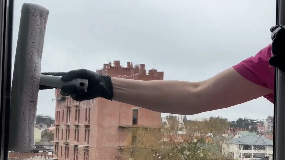 Prozkoumala jsem, jak docílit dokonalé čistoty oken bez námahy a vím, jak na to