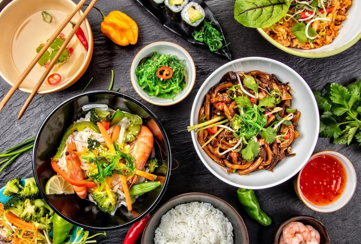 Tahle chyba vás připravuje o 10 000 Kč měsíčně: Přestaňte platit za asijské jídlo venku