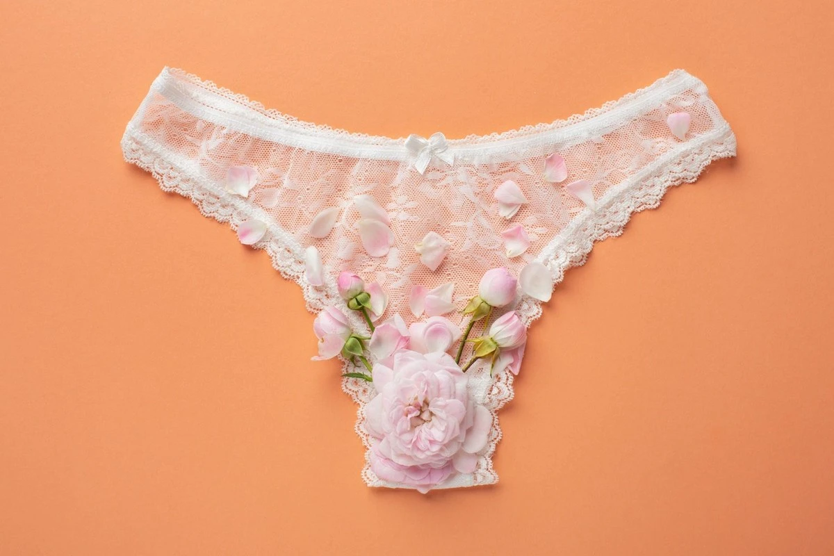 Proč má dámské spodní prádlo v rozkroku malý bavlněný klín