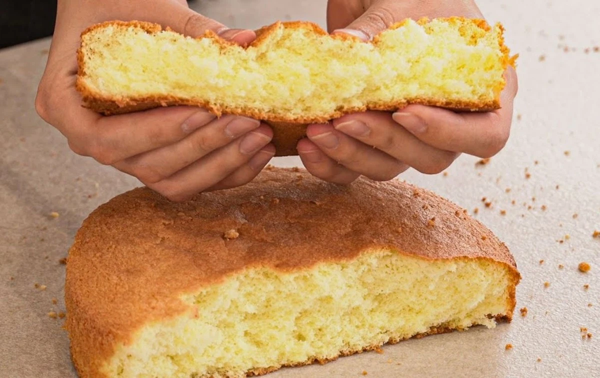 Proč vaše bábovka po upečení splaskne a jak tomu zabránit jedinou ingrediencí