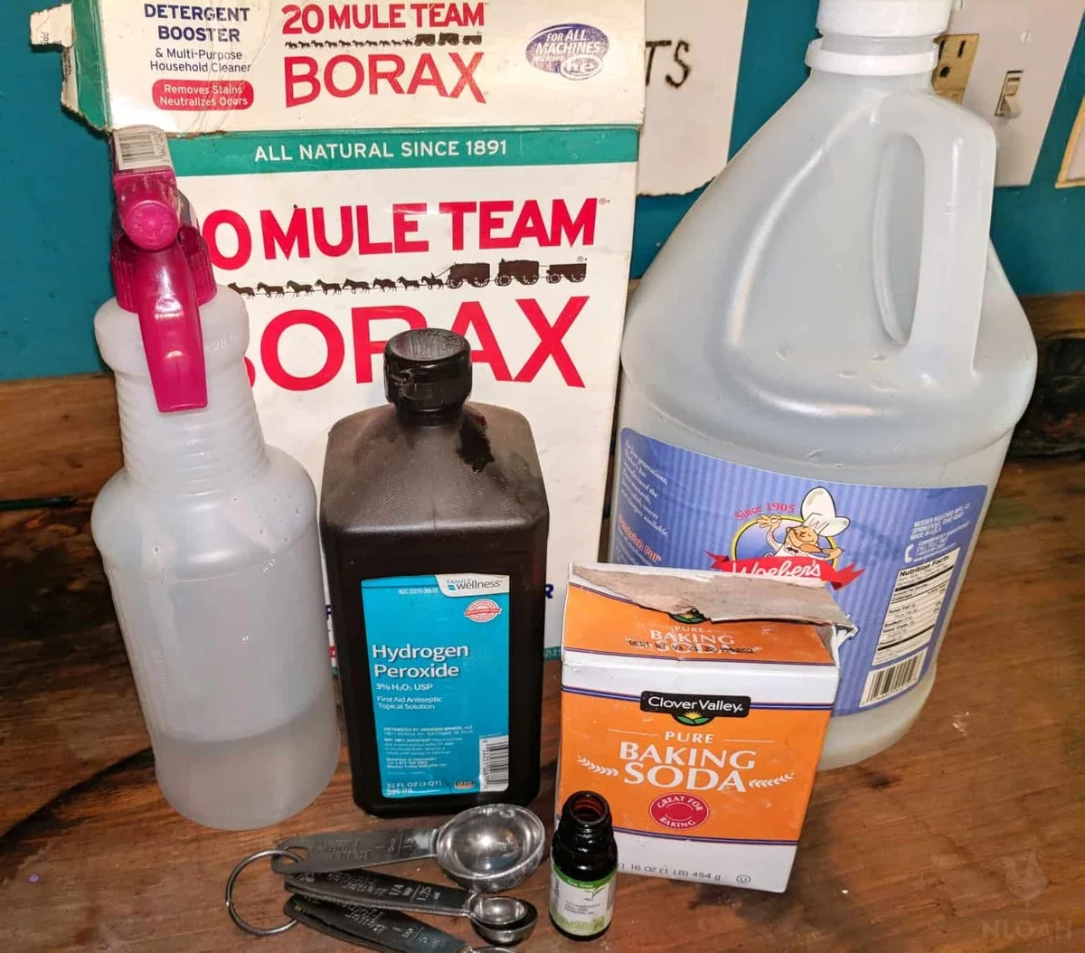 proczkusenicesi-extra-2.webp Proč zkušení Češi dávají sůl a bobkový list k oknu v zimě - image 2