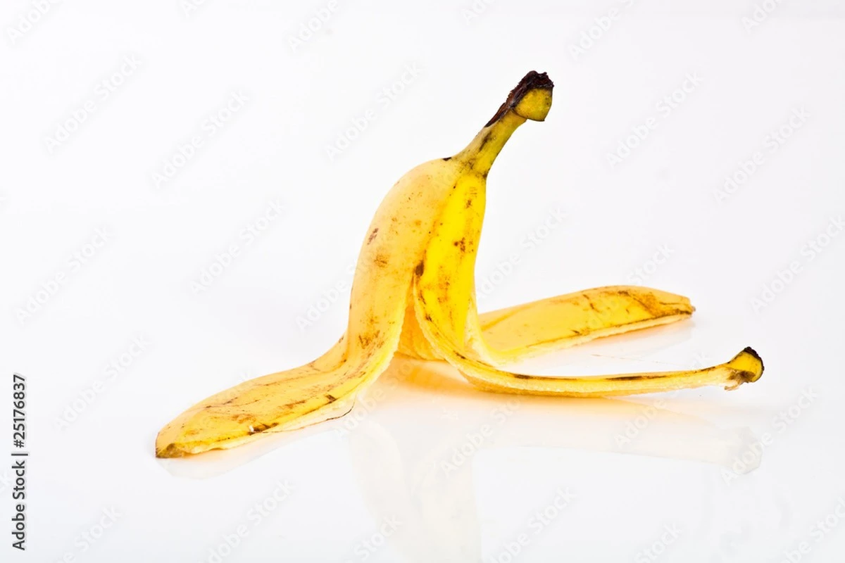 Tři důvody, proč stará banánová slupka zachrání vaši kuchyň před šváby - image 1