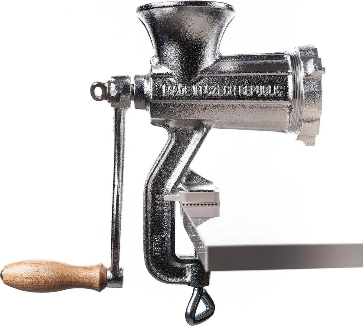 Ostřejší nože mlýnku na maso s jedním trikem: Zázrak s brusným papírem - image 1