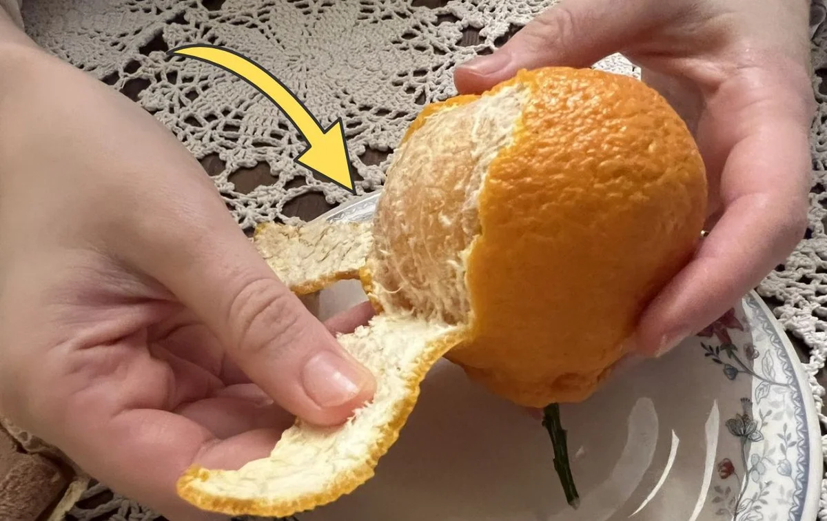 Proč zkušení prodejci nemají rádi, když před nákupem uděláte s mandarinkou tuto jednu věc