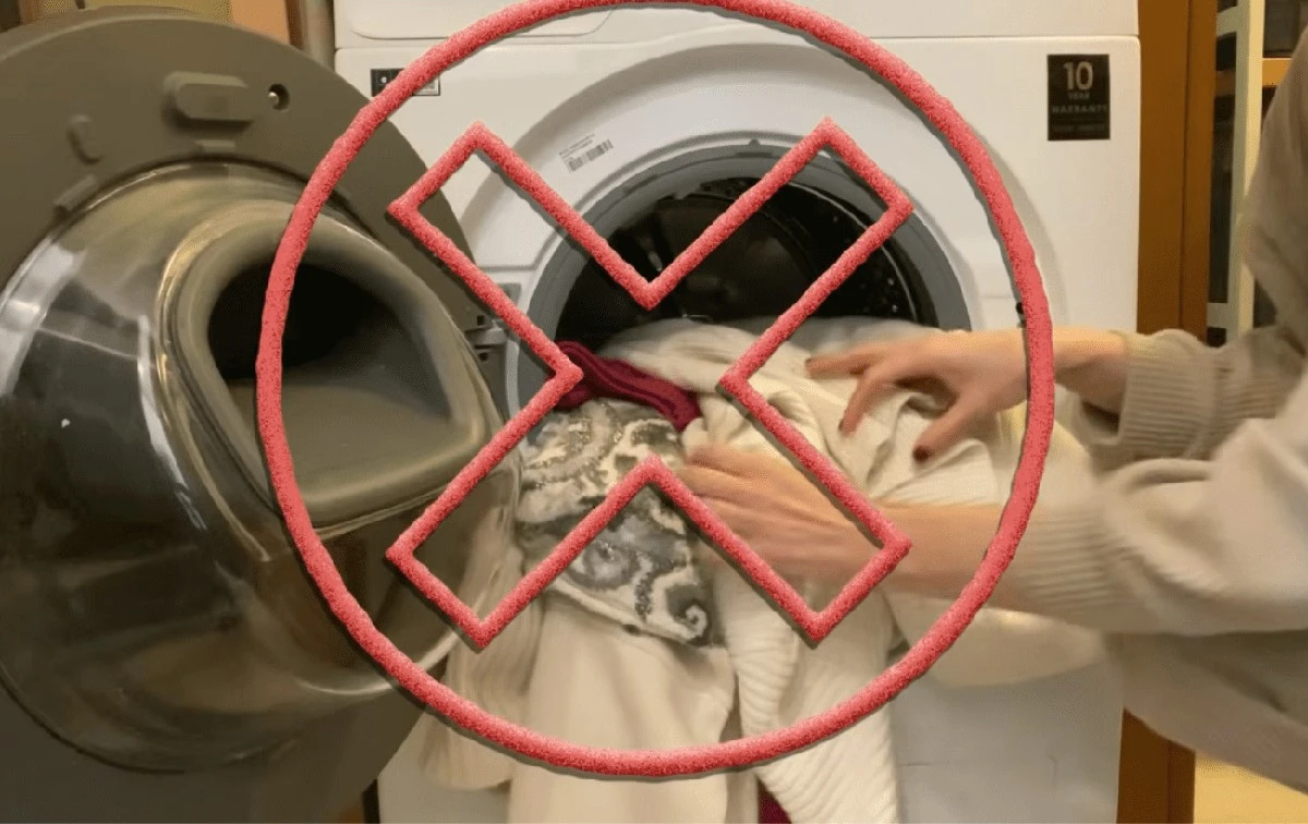 3 chyby při praní svetrů, kvůli kterým ničíte vlnu (a jak je nedělat)