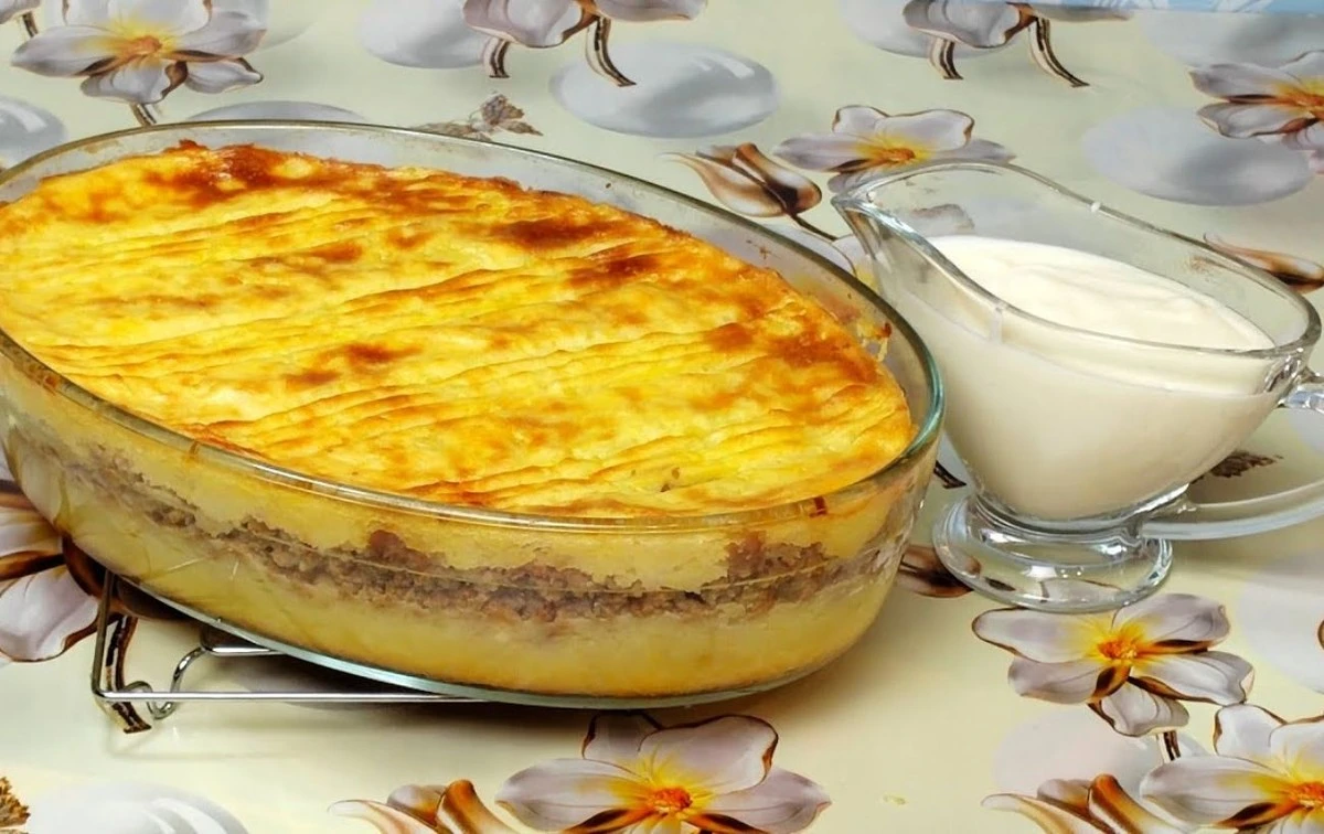 Proč se vaše bramborová zapékaná rozteká? Jedna drobnost před troubou ji zachrání