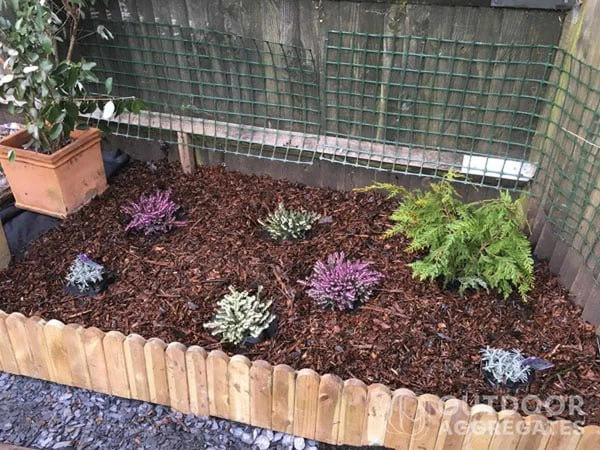 Procházky po zahradě v bílých teniskách: Jak vytvořit cestičky z dřevěné štěpky za dvě hodiny a bez peněz - image 1