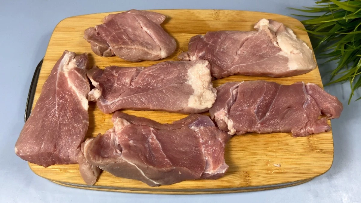 Masný řezník zbledl, když jsem vytáhla ubrousek: přiložila jsem ho k masu – a hned jsem viděla, kolik je v něm vody a barviva