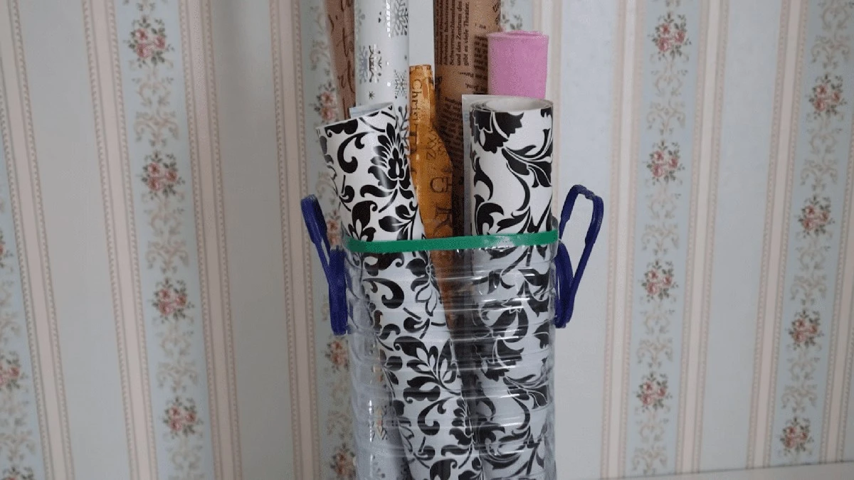 Dvě PET lahve promění váš domov: Praktický organizér, který vydrží 10 let