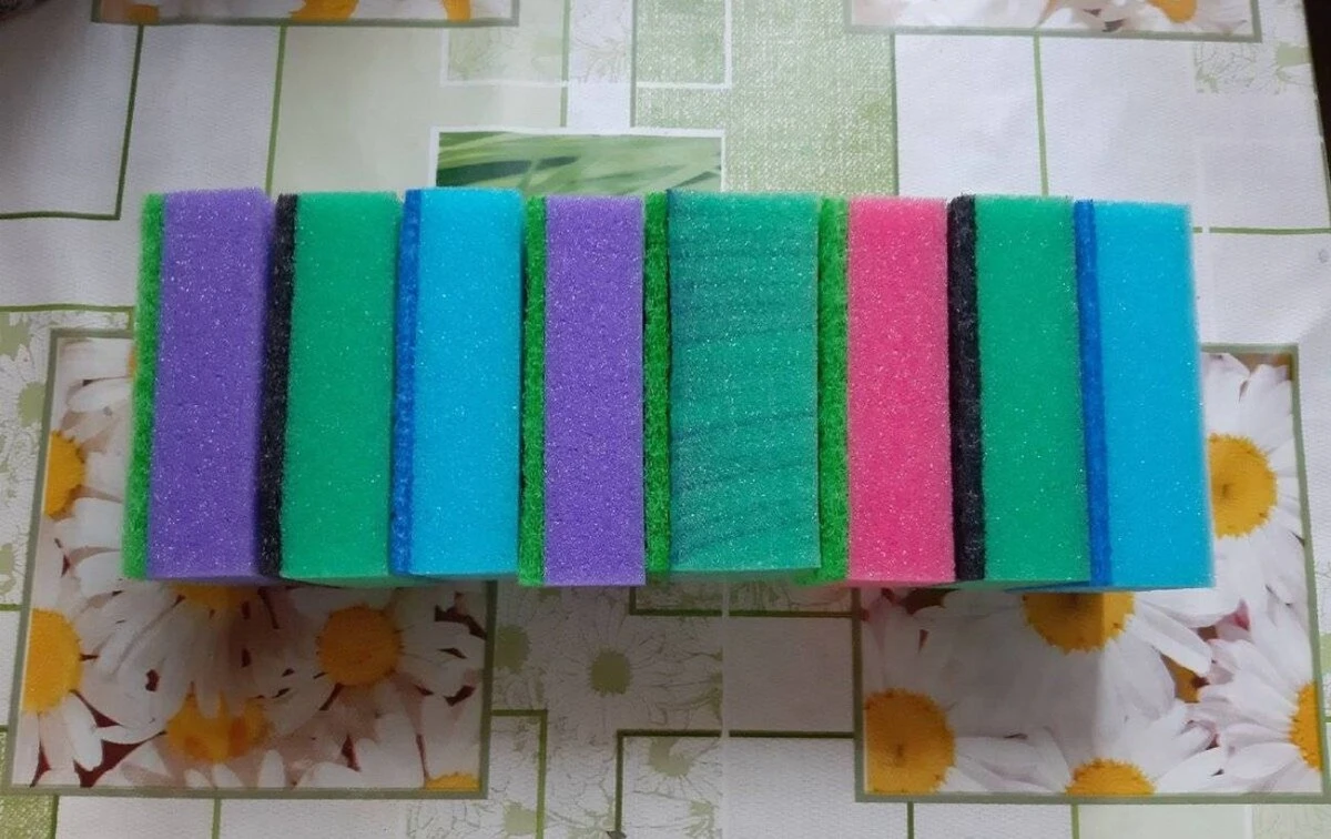 Proč špinavé nádobí zůstává i po umytí: chyby, které děláme od 18 let