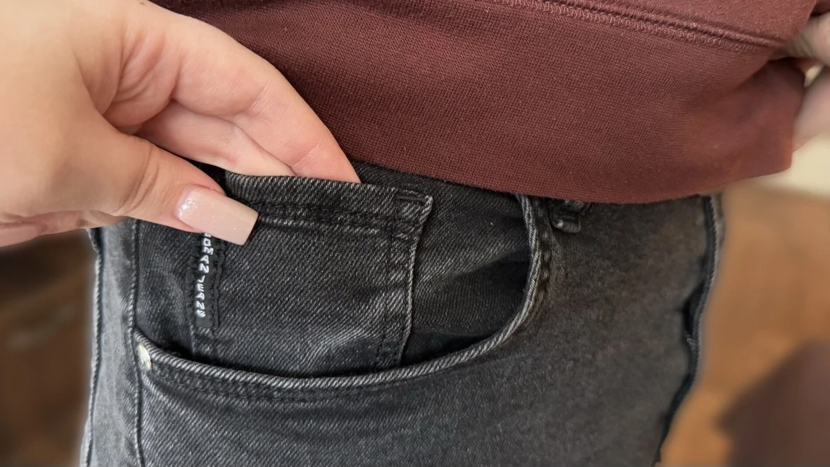 Proč mají moderní džíny malou kapsičku: geniální trik krejčích, který vás překvapí