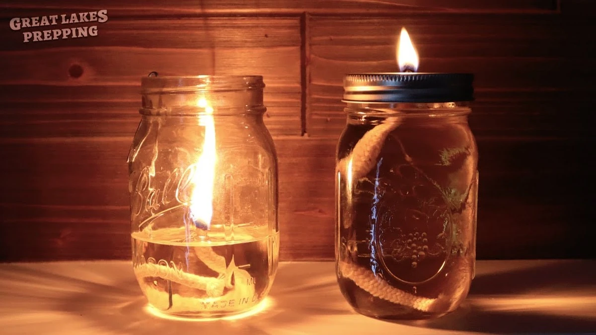 Bank of sunflower oil and a wick: how to make a beautiful, long-burning lamp - image 1