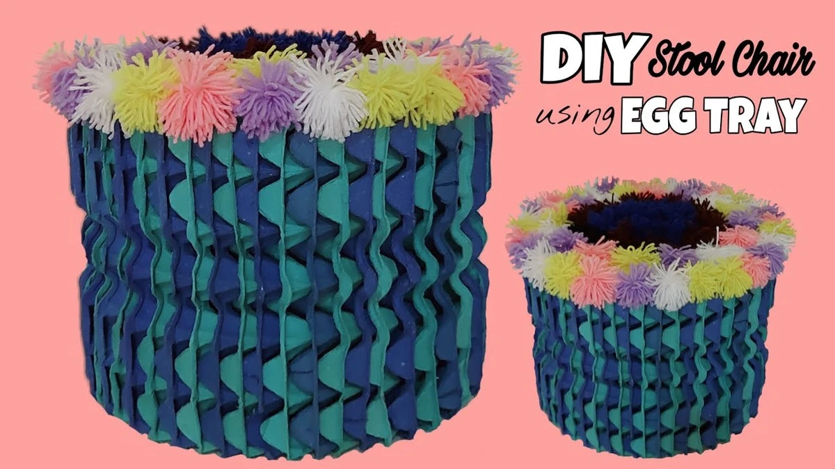 Skládejte vaječné přepravky! Vytvoříte z nich pevný puf, který unese 100 kg - image 1